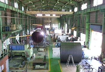 製造工場〈構内〉