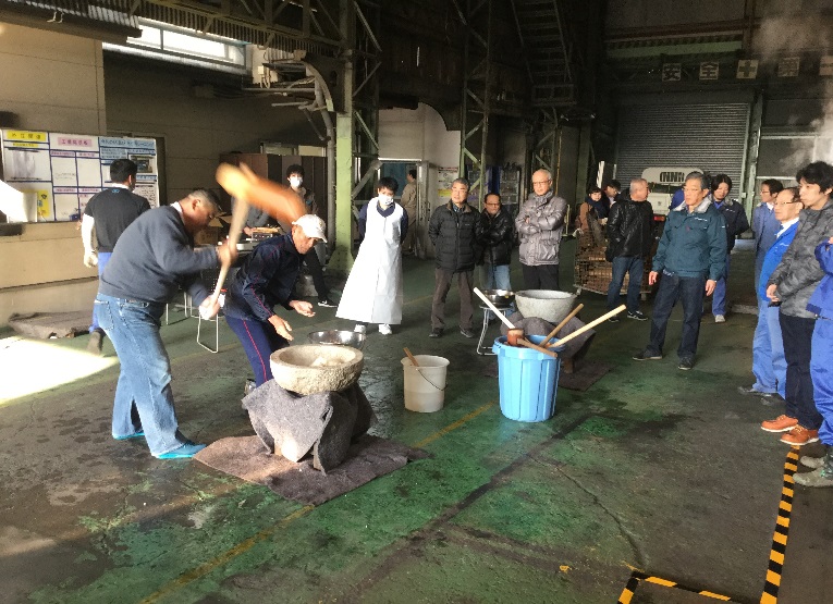 毎年恒例 お餅つき